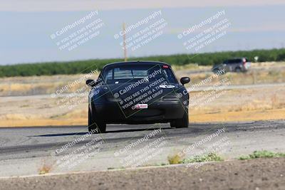 media/Jun-04-2022-CalClub SCCA (Sat) [[1984f7cb40]]/Group 1/Qualifying (Sweeper)/